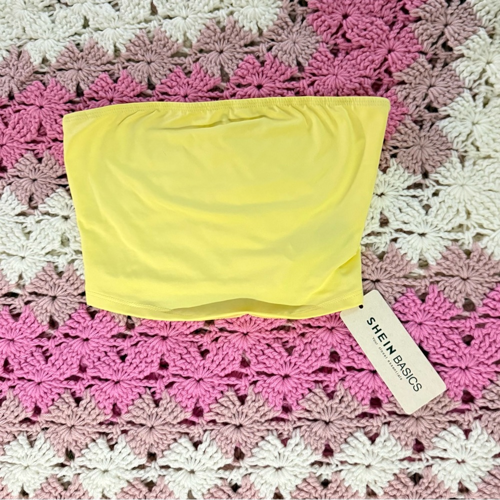 SHEIN Yellow Strapless Bandeau Crop Top